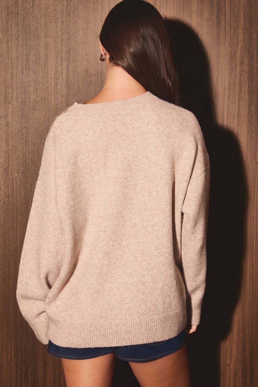 "BEAR WITH SALMON" GRAPHIC LONG SLEEVE CREW NECK SWEATER