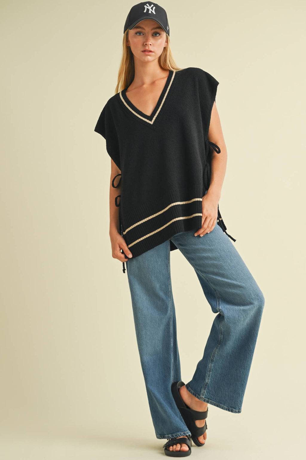 OPEN SIDE TIE V NECK SWEATER VEST TOP